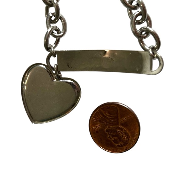 🍬7 for $15🍬 Claire’s Silver Tone Zebra Print Heart Friends Bracelet CC - Picture 3 of 3
